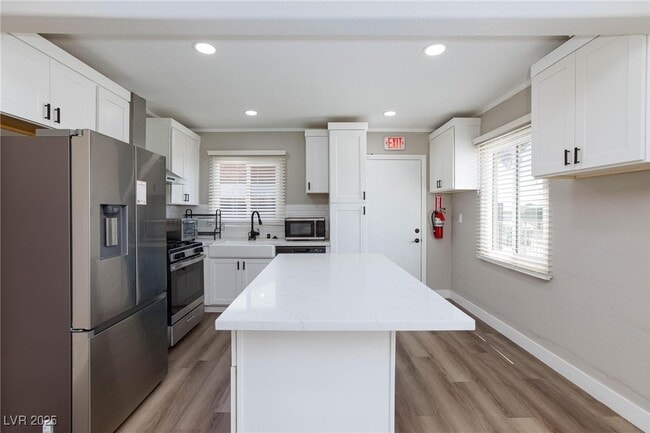 Building Photo - 4218 Fulton Pl