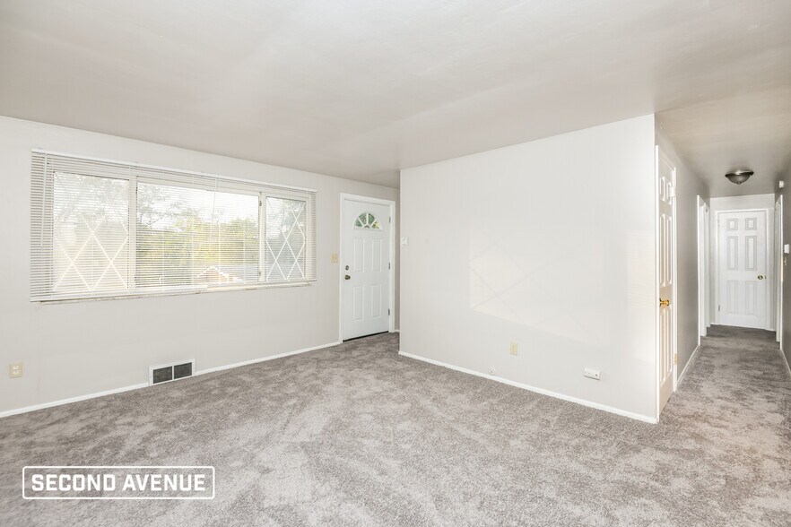 Building Photo - 774 Cottonwood Dr
