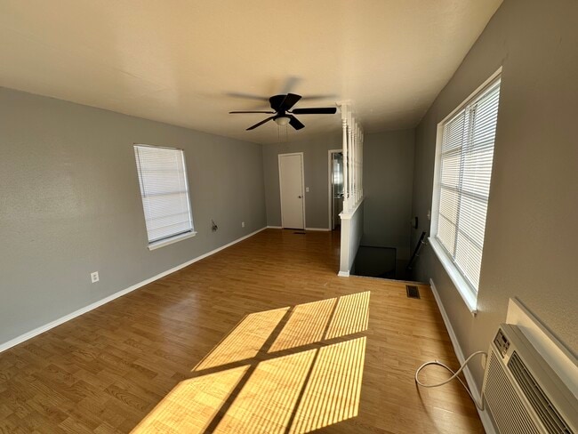 Building Photo - 2638 SW 60th St