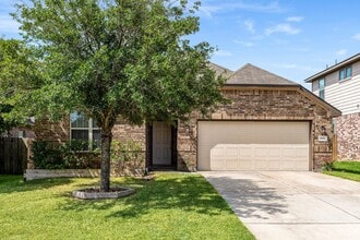 Building Photo - 119 Country Crossing Cir