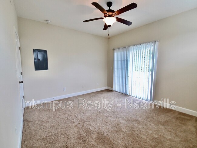 Building Photo - 8150 Lenox Creekside Dr