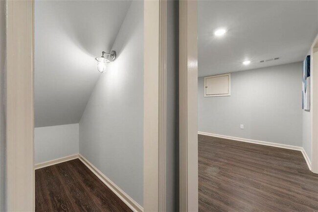 Building Photo - 4441 Langdon Walk