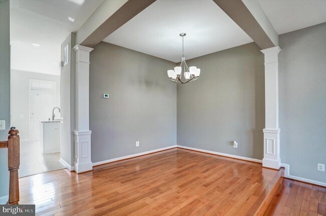 Building Photo - 43787 Virginia Manor Terrace