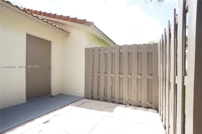 Building Photo - 610 NW 108th Terrace