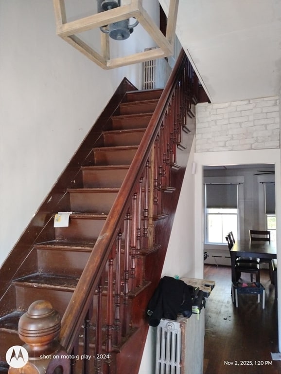 Building Photo - 77 W Main St