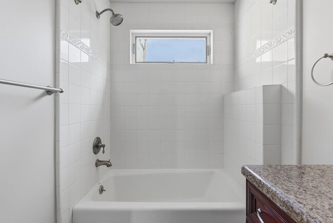 Building Photo - San Francisco Charm with Modern Upgrades