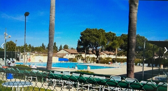 Building Photo - Westwood, Rancho Bernardo, 3/2 2 Story Home