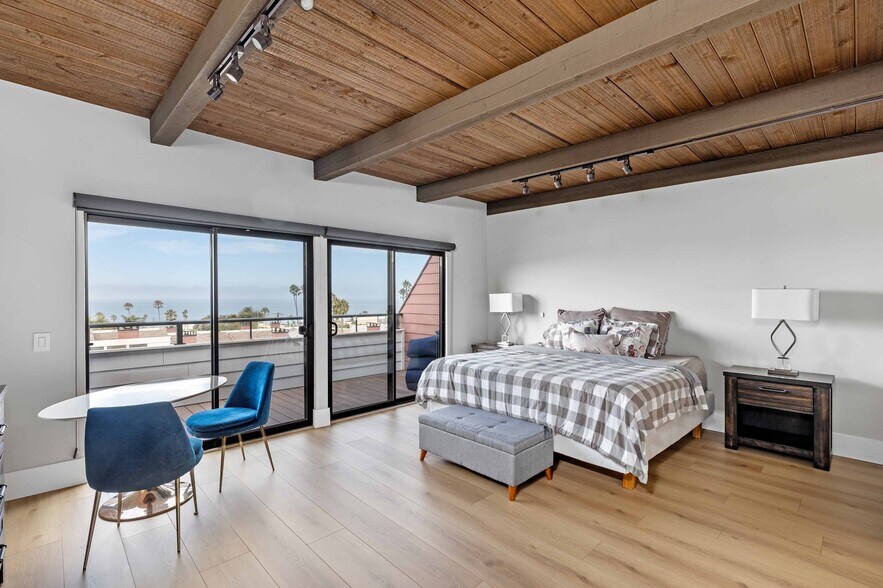 Building Photo - 419 Camino de las Colinas