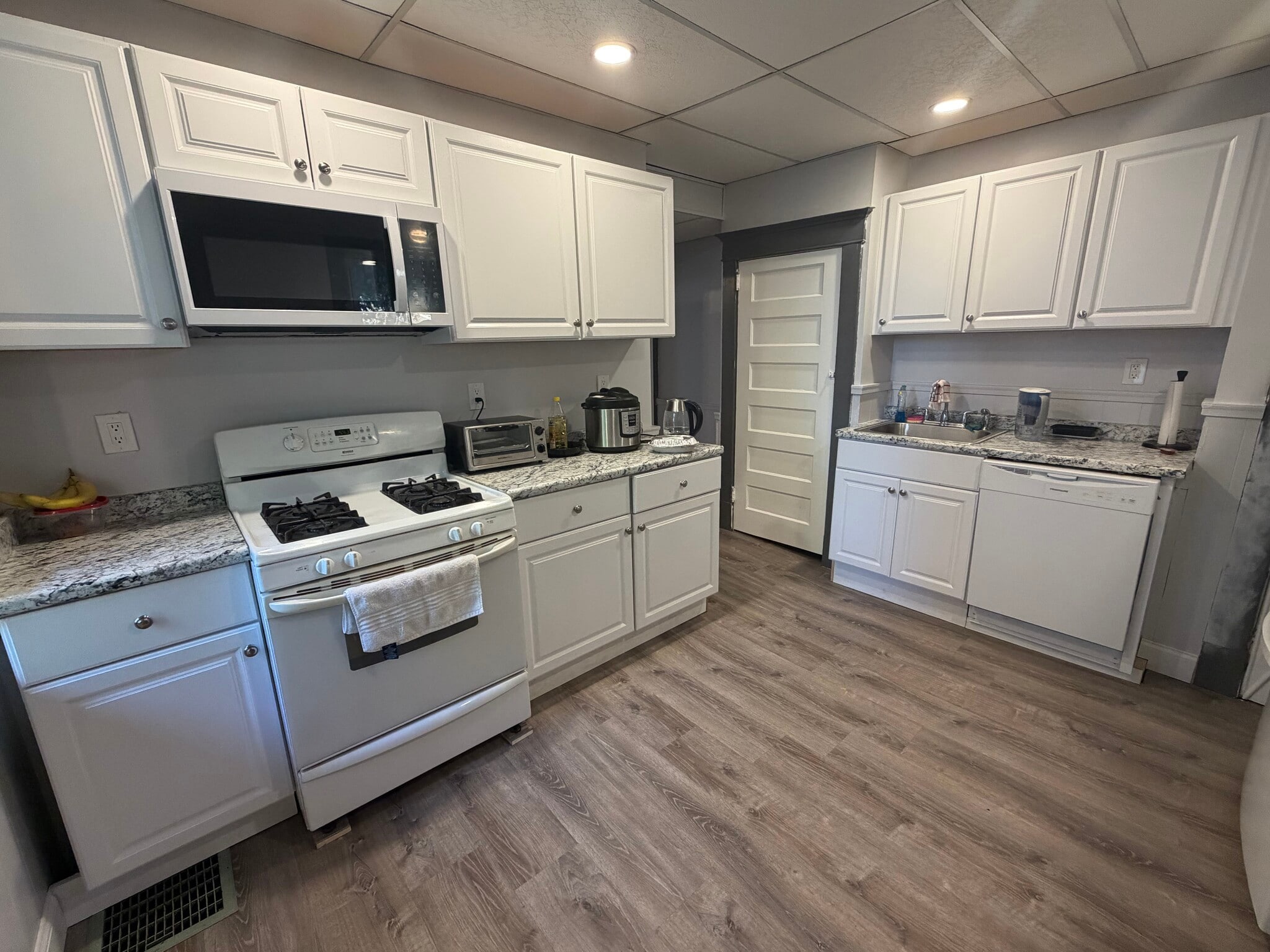 Building Photo - 262 Dunseith St