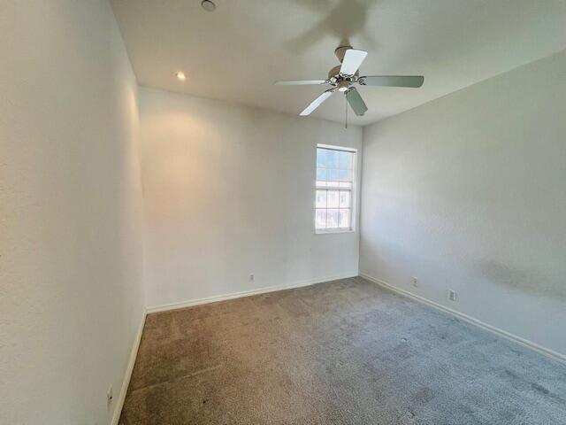 Building Photo - 30 Beechdale Ln