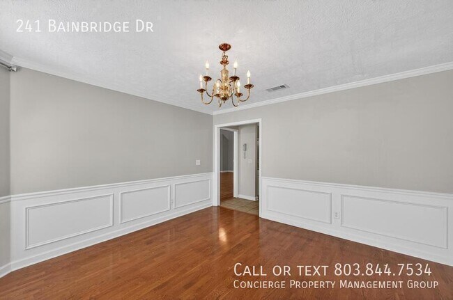 Building Photo - 241 Bainbridge Dr