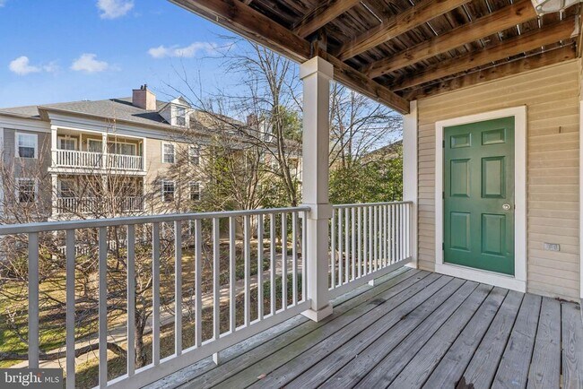 Building Photo - 13117 Millhaven Pl