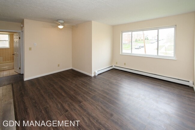 Building Photo - 3294 Camvic Terrace