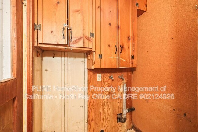 Building Photo - 420 Carrillo St