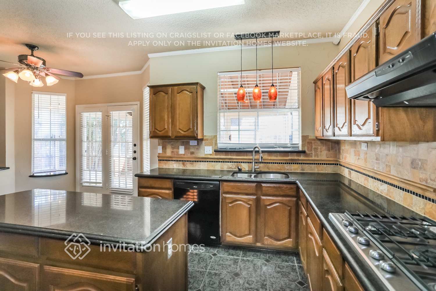 Building Photo - 7840 Clover Leaf Dr