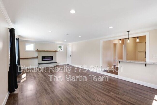 Building Photo - 309 4th St