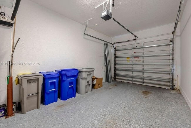 Building Photo - 2536 Bella Vista Cir