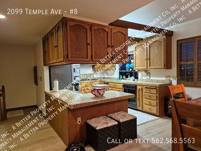 Building Photo - 2099 Temple Ave