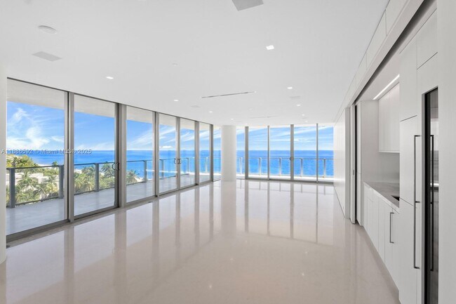 Building Photo - 350 Ocean Dr