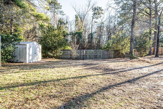 Building Photo - Spacious 3BR on Oversized Fenced Lot | GREAT PRICE!