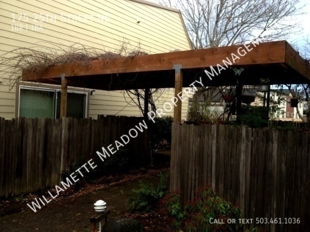 Building Photo - 175 25th St NE