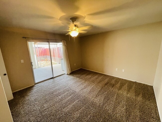 Building Photo - 27127 Sun City Blvd