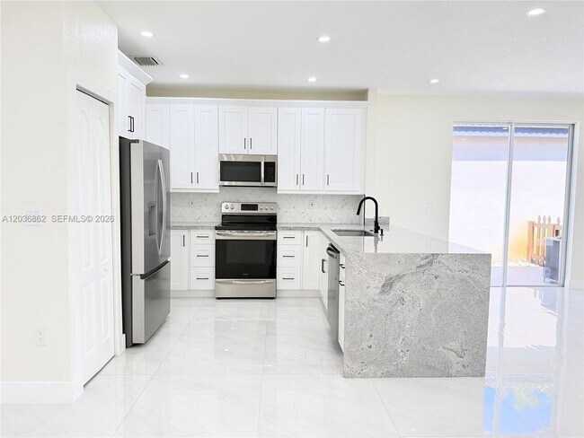Building Photo - 8024 NW 198th Terrace