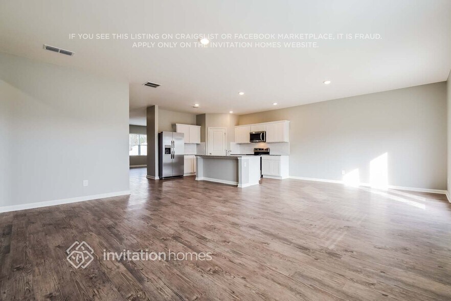 Building Photo - 386 Cottontail Ln