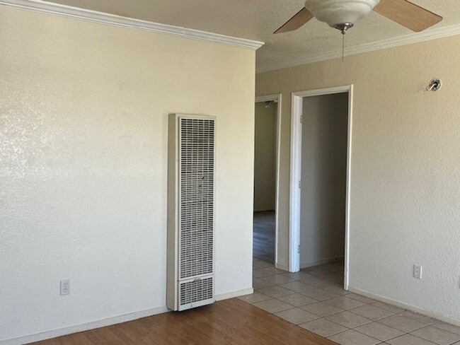 Building Photo - Charming 2 Bed 1 Bath Condo in Tehachapi!