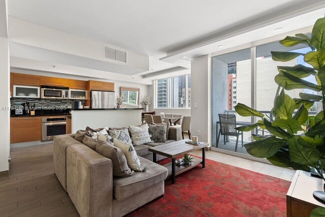 Primary Photo - 244 Biscayne Blvd