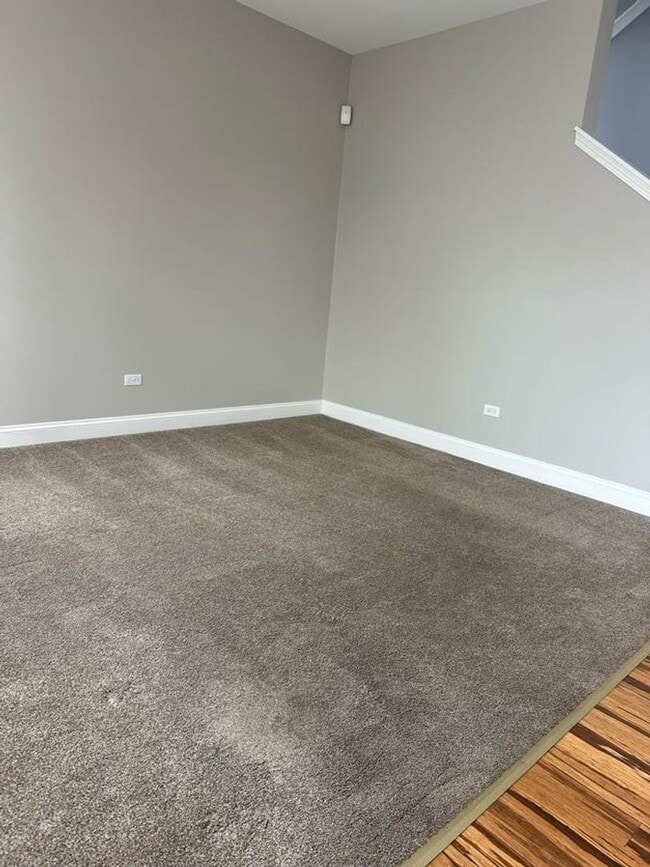 Building Photo - Move-In Ready 3Br 2Ba