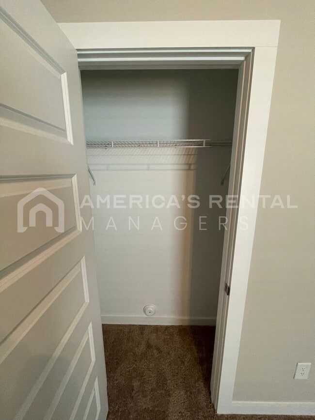 Building Photo - Roomy Home for Rent in Cullman, AL…6 Foot Privacy Fence. COMING SOON!