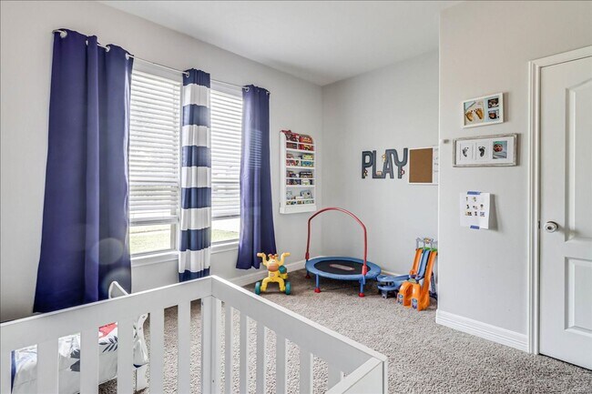 Building Photo - 7618 Quartz Dr