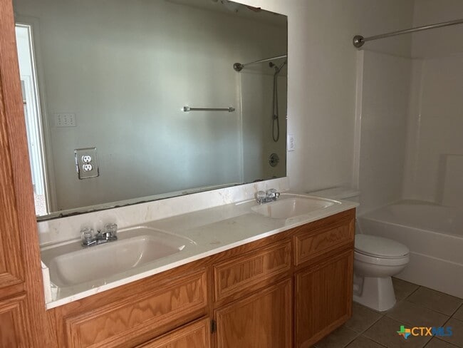 Building Photo - 3205 Baldwin Loop