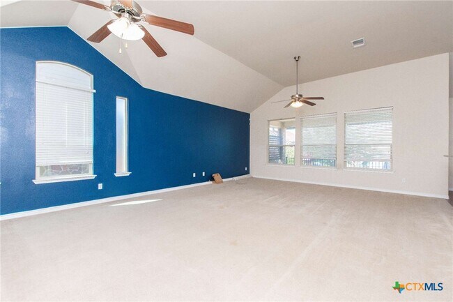 Building Photo - 3302 Vineyard Trail