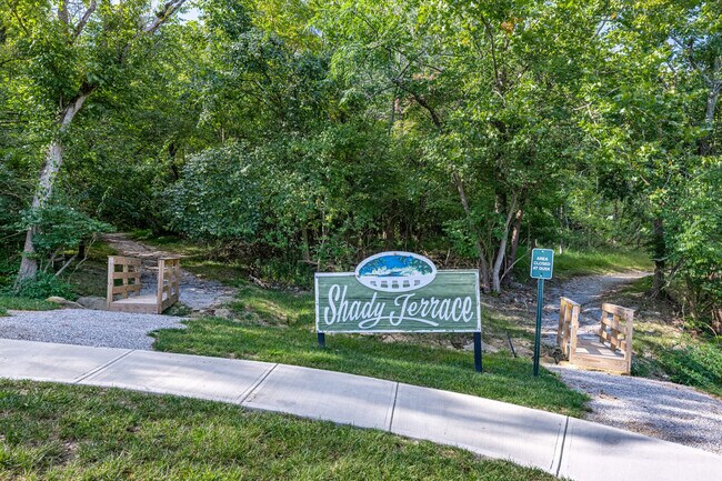 Building Photo - 856 BELLE Rdg Lp