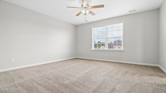 Building Photo - 501 Pearl Valley Ct