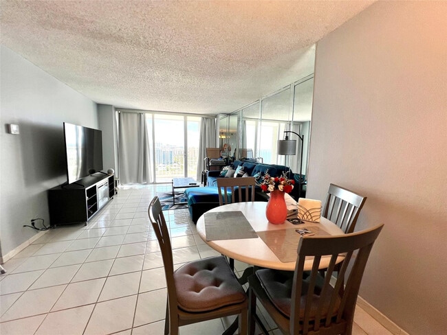 Building Photo - 111 Briny Ave