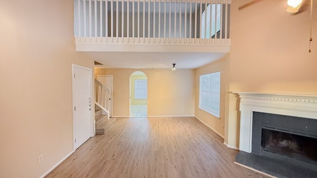 Building Photo - 17326 Harmony Hill Dr