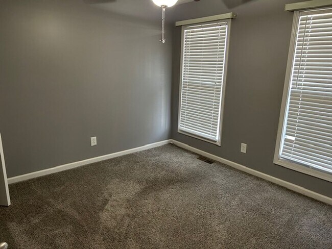 Building Photo - 3304 Heatherwood Trace