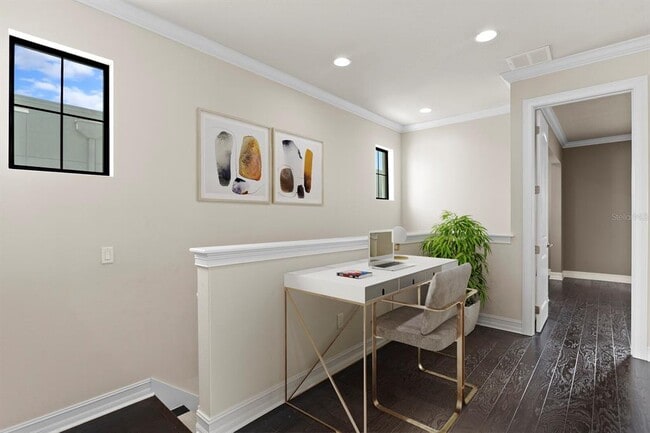 Building Photo - 224 S Audubon Ave