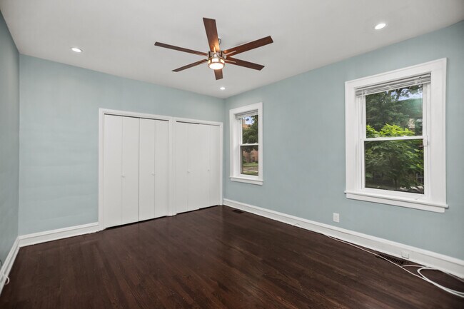 Building Photo - 7958 S Luella Ave