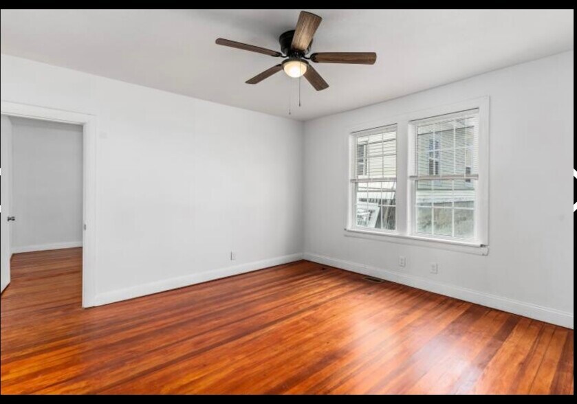 Building Photo - 294 Rhode Island Ave