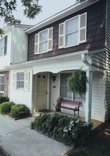 Parkins Ridge Apartments - Parkins Ridge
