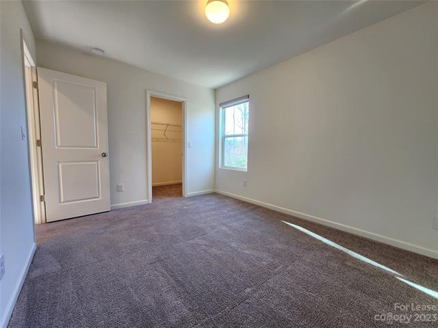 Building Photo - 150 Pin Oak Ct