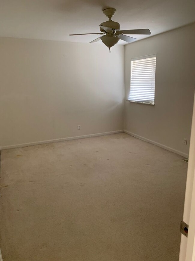 Building Photo - Condo for Rent in University City