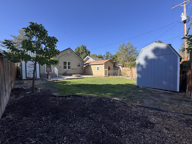 Building Photo - 68 W Garfield Ave