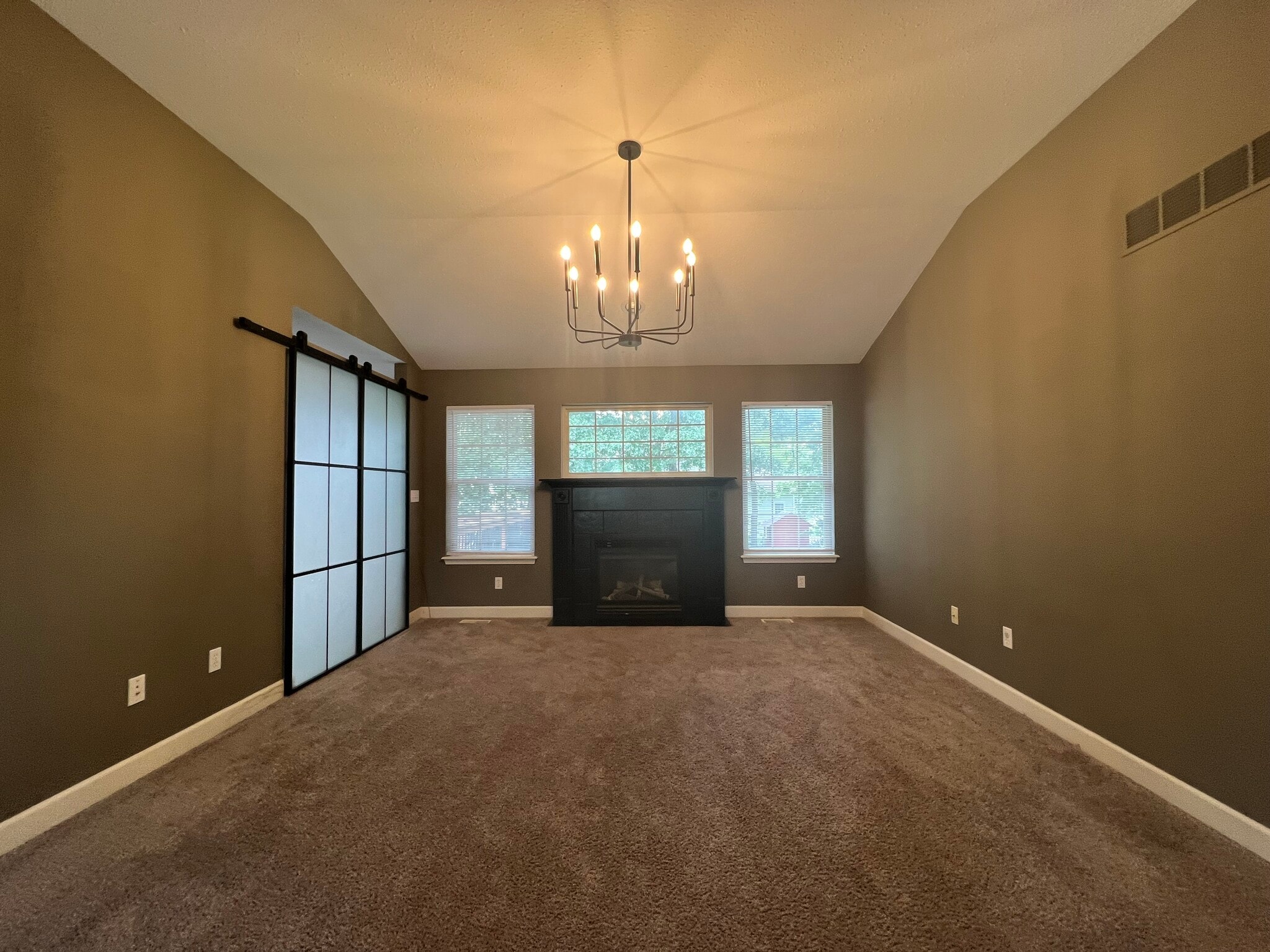 Building Photo - 4701 Rainbow Trout Dr