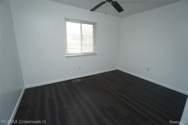 Building Photo - 11012 Jackson St