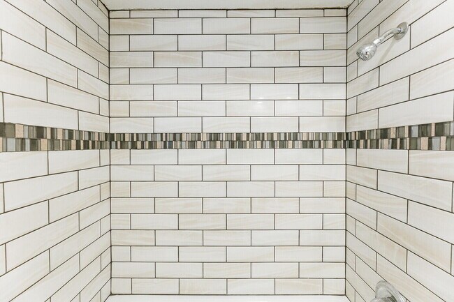 Building Photo - 4813 73rd St